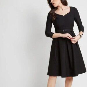 Modcloth Sartorial Secret Fit and Flare Dress in Black, XS